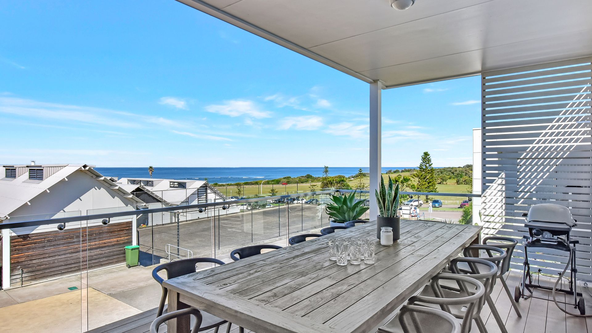 Bombora Beach House at Caves Beach Villas