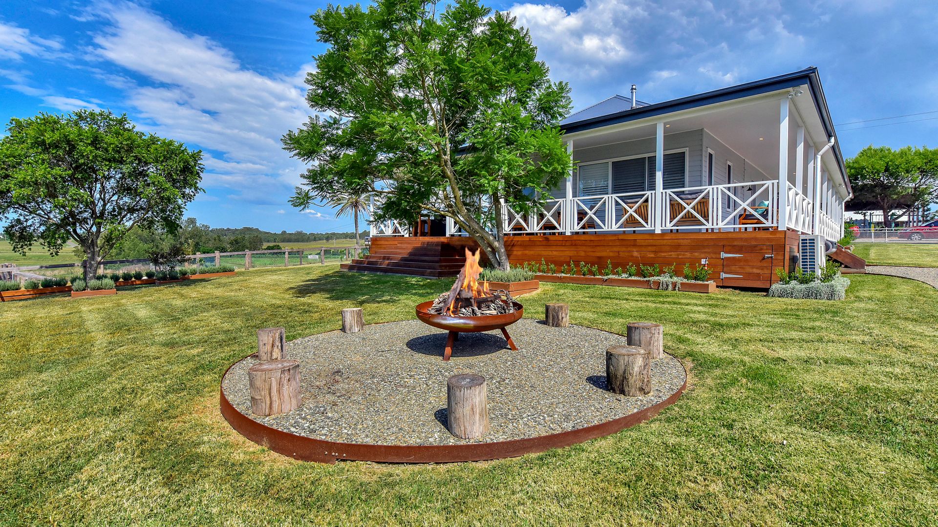 Stellaview Farmhouse, Newly Renovated in Heart of Hunter