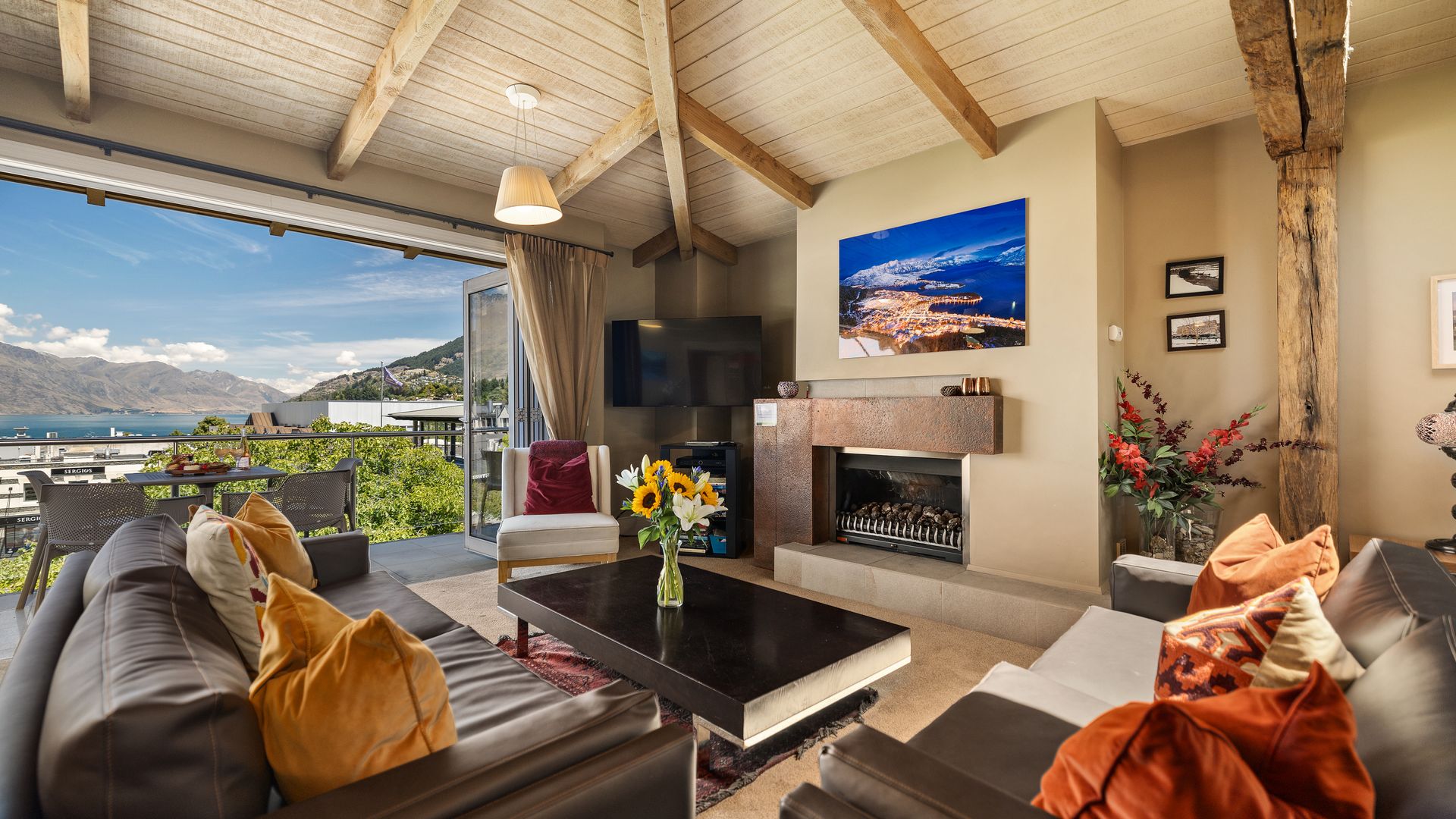 Chambers City Centre Penthouse