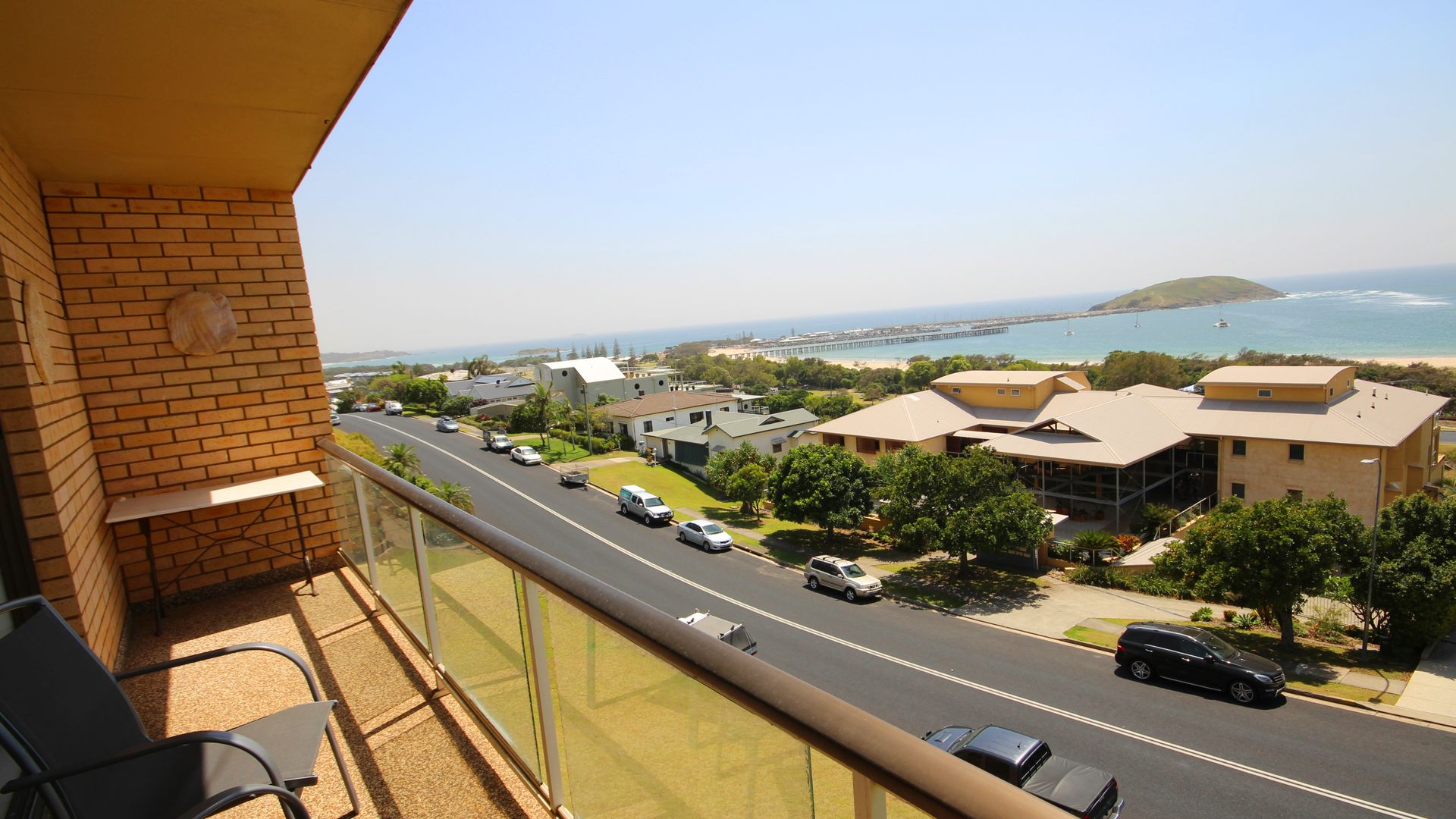 Panoramic balcony with Ocean Views