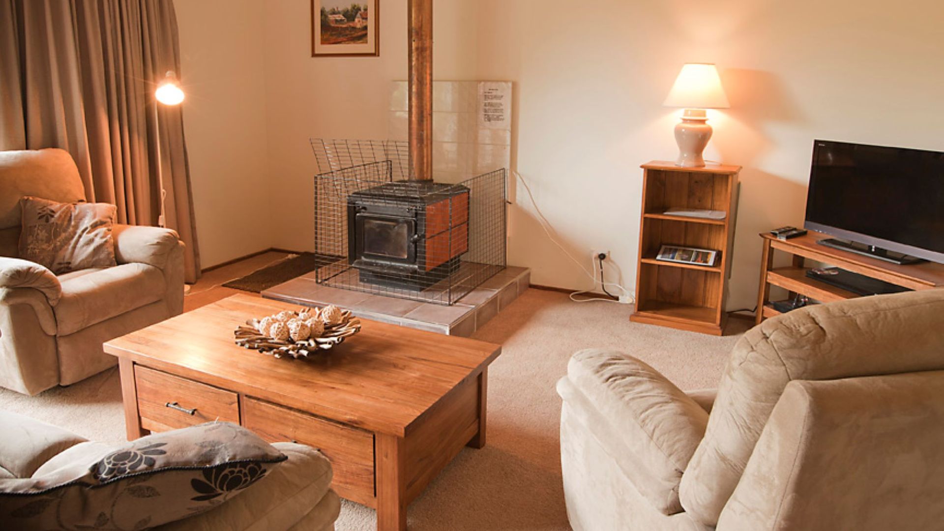 Jindabyne Houses & Apartments Alpine Country Holidays