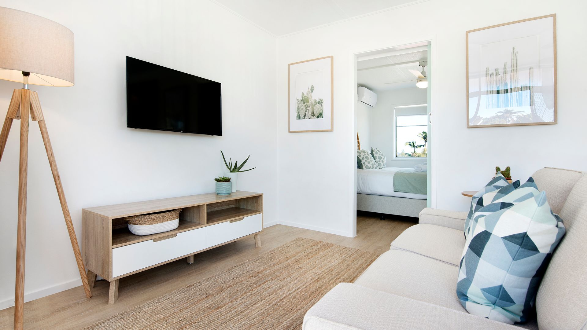 Ventura Beach Motel - 1 Bedroom