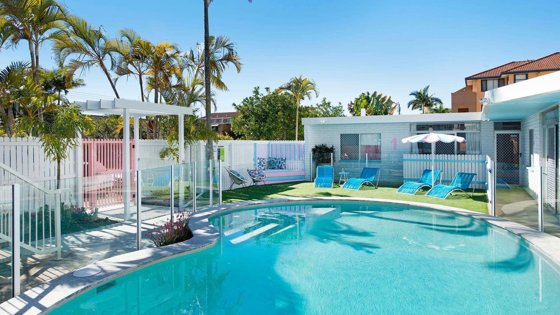 Ventura Beach Motel 2 Bedroom Poolside