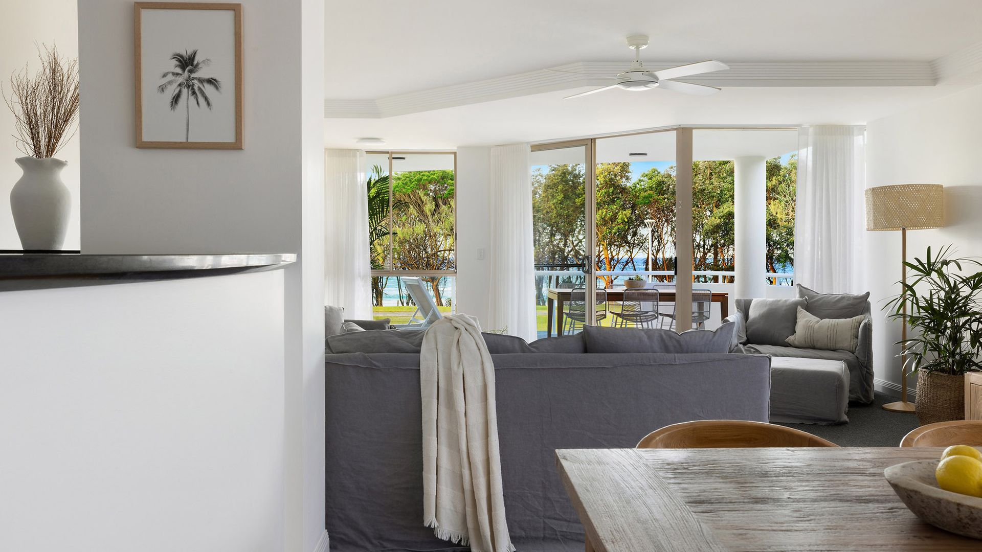 Oceanfront Byron Palms – 2 BR Main Beach apartment