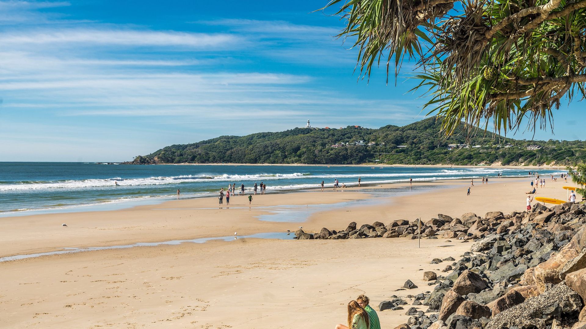 Quiksilver Apartments The Pass – steps from beach