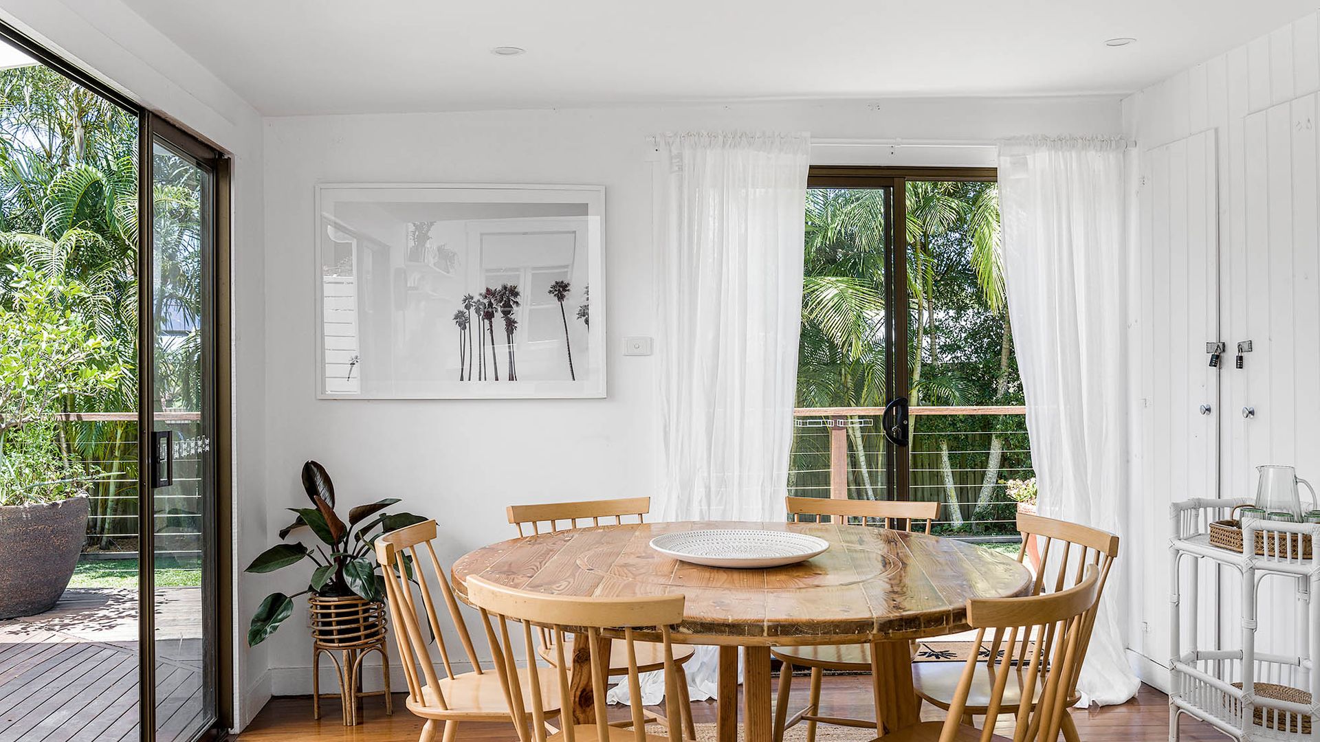 San Juan Surfers Cottage – prime Byron location
