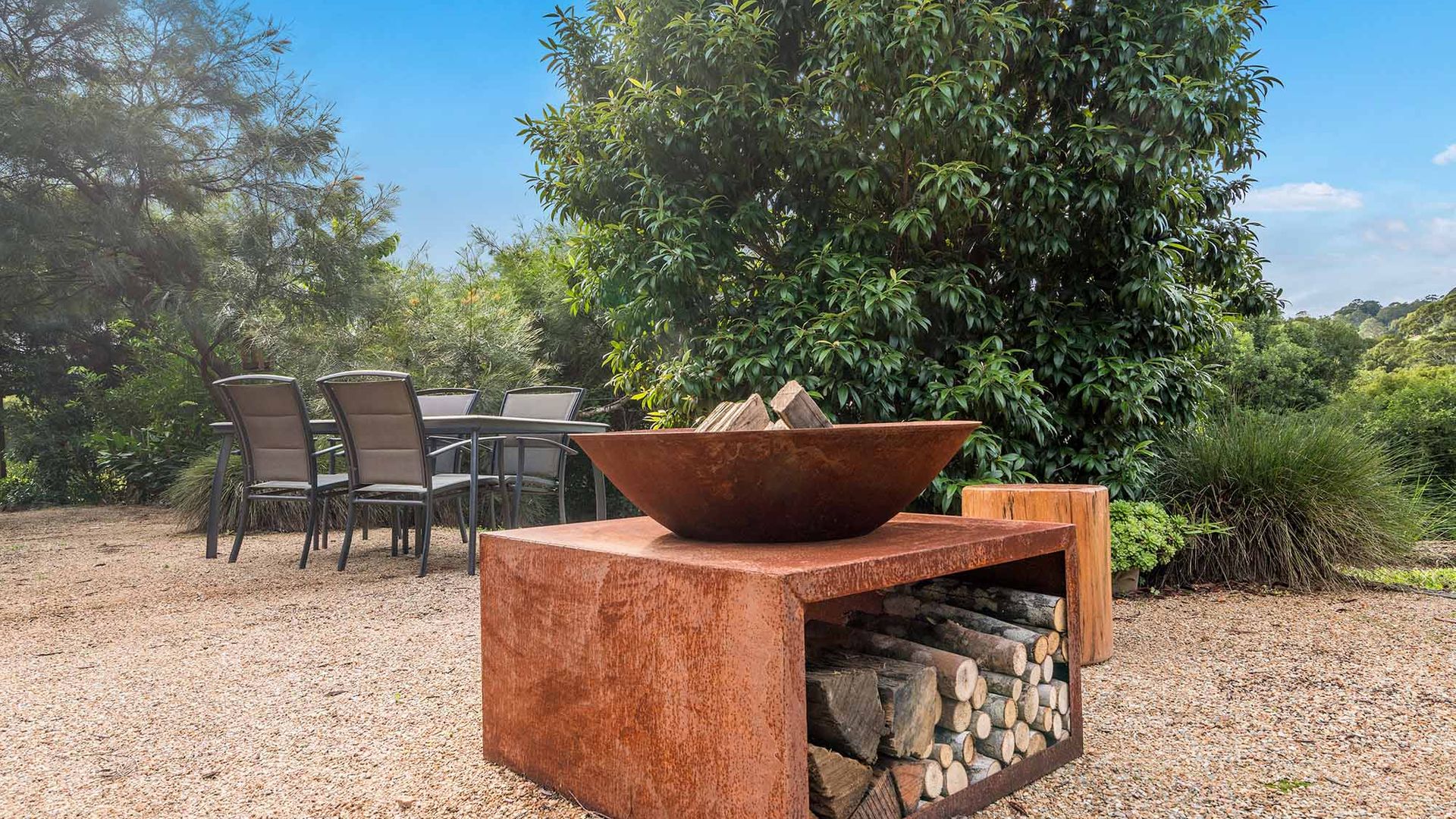 Twin Tallows – secluded couples retreat