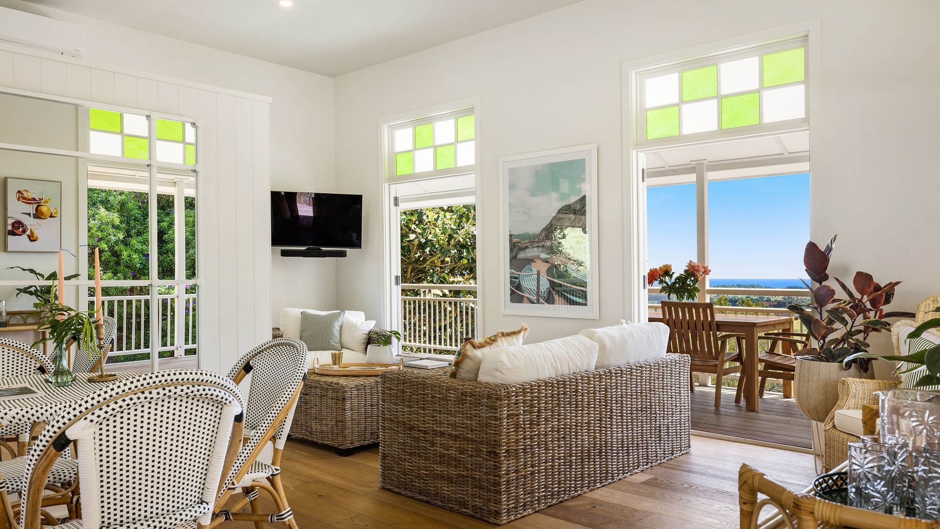 Coolamon Studio – hinterland escape with sea views