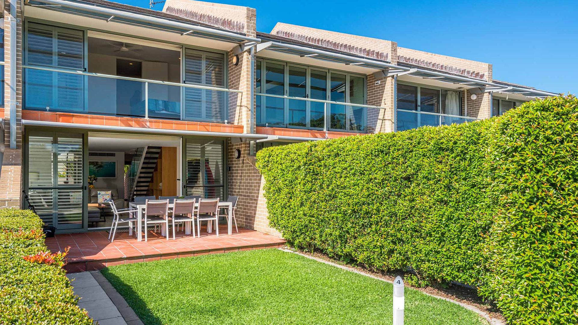 4 James Cook Apartments – renovated beachside pad