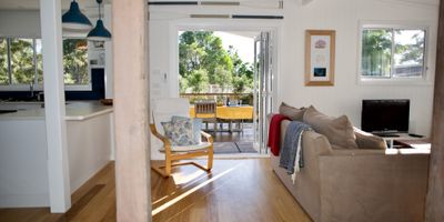   Alora Cottage is a short walk to beaches