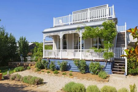 Lake Daylesford Country House