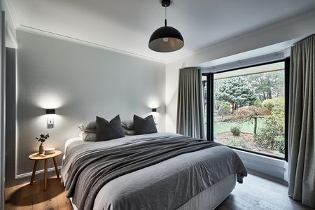 Leonards Hill House