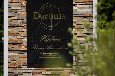 Daruma Hepburn
