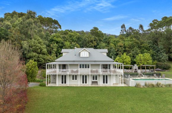 Eagles Rise – Classically Designed Country Home
