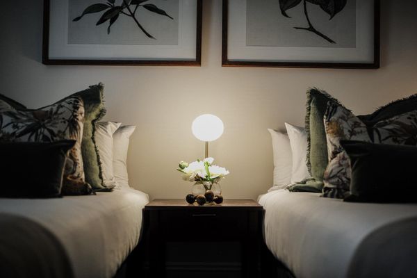 Twin bedroom - 2 single beds