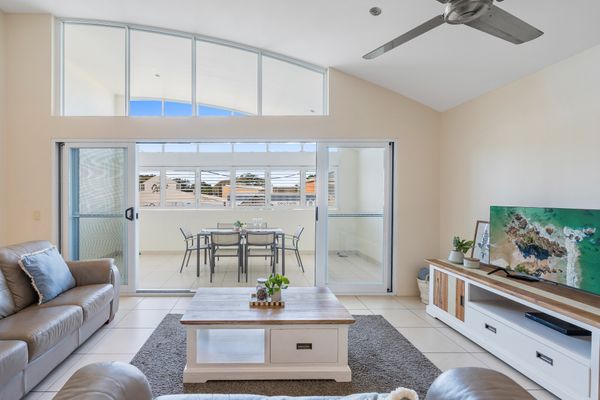Malibu Apartments Unit 1 – 5 Oak Street