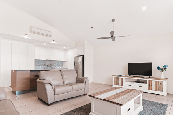 Malibu Apartments Unit 2 – 5 Oak Street