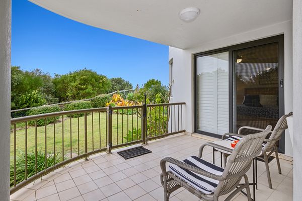 Shoreline 3 Beachfront Apartment