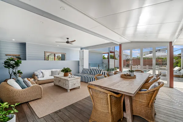 Coastal Hampton Retreat – with Heated Pool & Pet Friendly