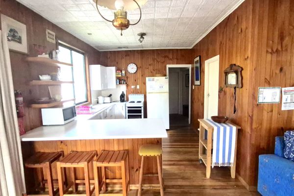 Peaceful Huskisson Cottage – Pet Friendly