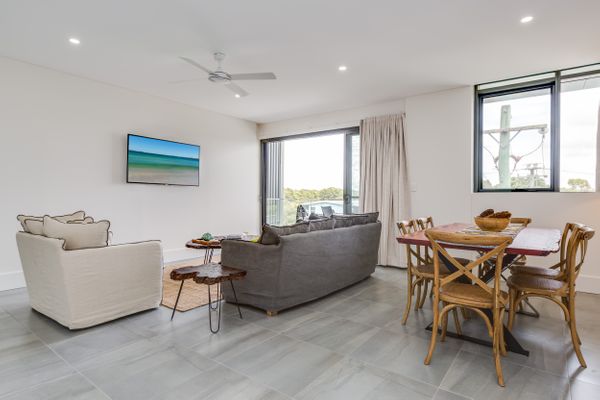 Ishtar Apartment 4- Best Water Views