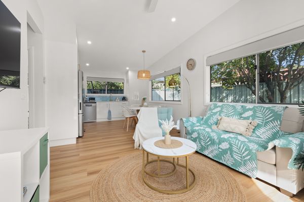 Dun79a – Blue Pearl by Experience Jervis Bay