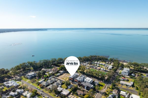 FegAG04/15 – Serene by Experience Jervis Bay