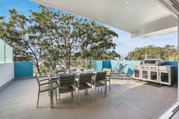 Feg4/19 – Sundeck at Huskisson by Experience Jervis Bay