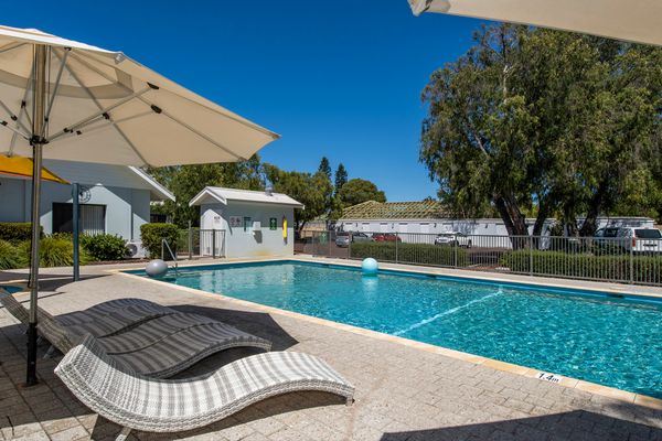 Escape to Villa 4 – Cape View Resort