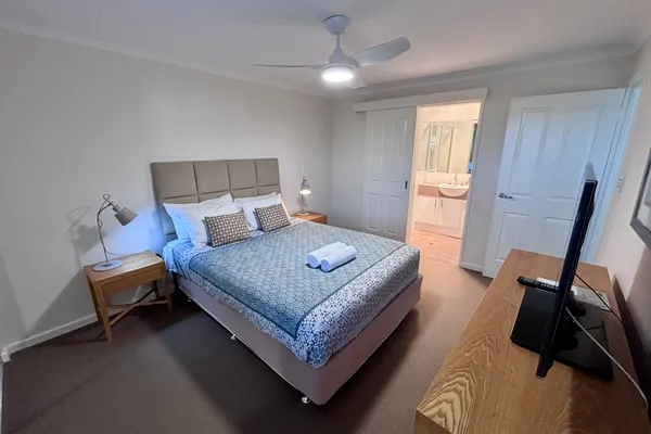 Escape to 67 at Cape View