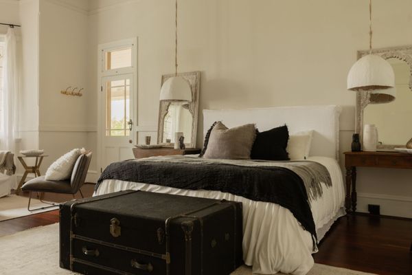 Hinterland House