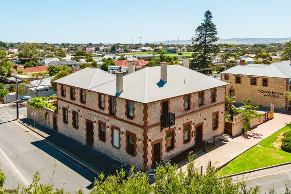 The Australasian, 1 Porter St, Goolwa