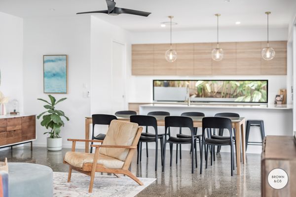 Arabella – Castaways Beach