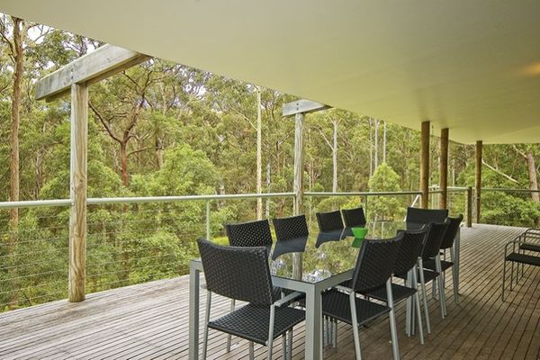 Balcony/Outdoor Dining