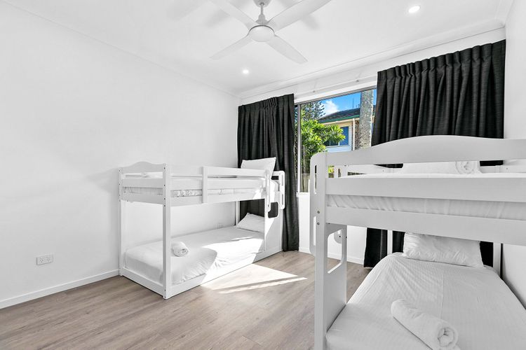 Zephyr Bayside Villas 4  bed