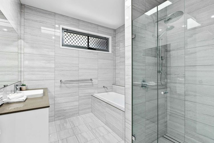 Zephyr Bayside Villas 4  bed