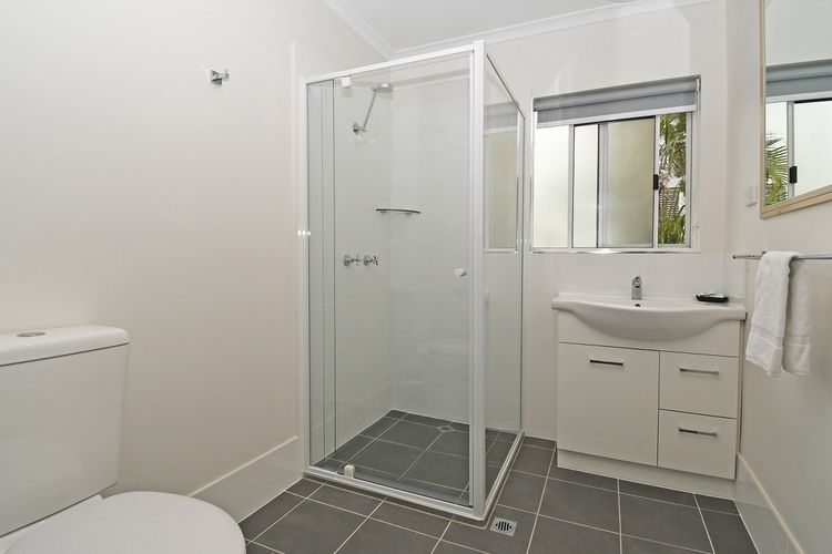 Welcome to the epitome of elegance—the bathroom, where luxury meets functionality. Immerse yourself in a space adorned with refined fixtures, stylish decor, and a pristine ambiance.