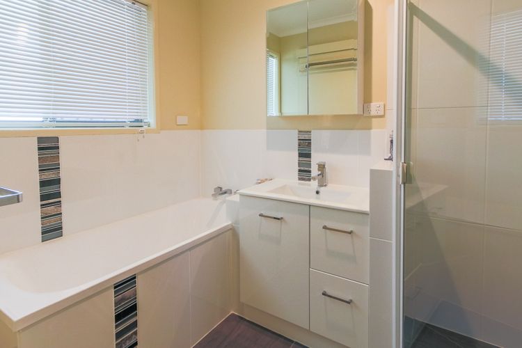 a spotless sanctuary designed for ease and freshness. 