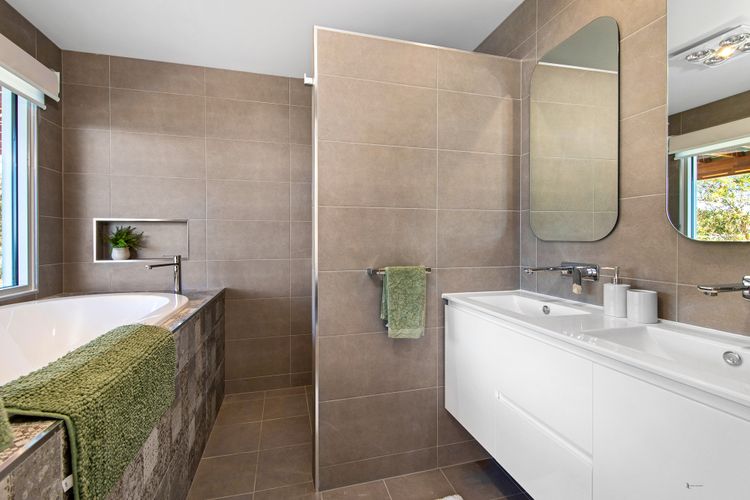 Ensuite
