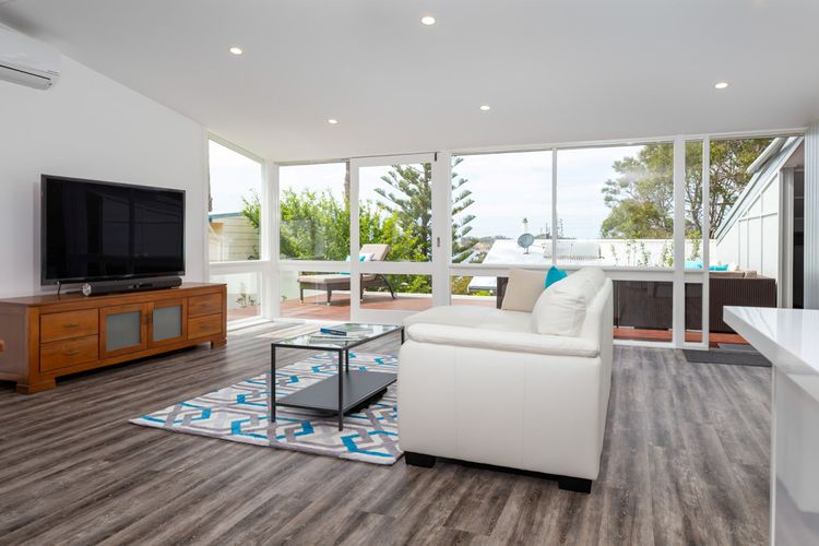 Loungeroom