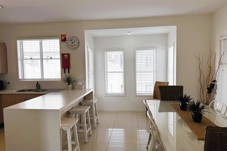 Kitchen / Dining