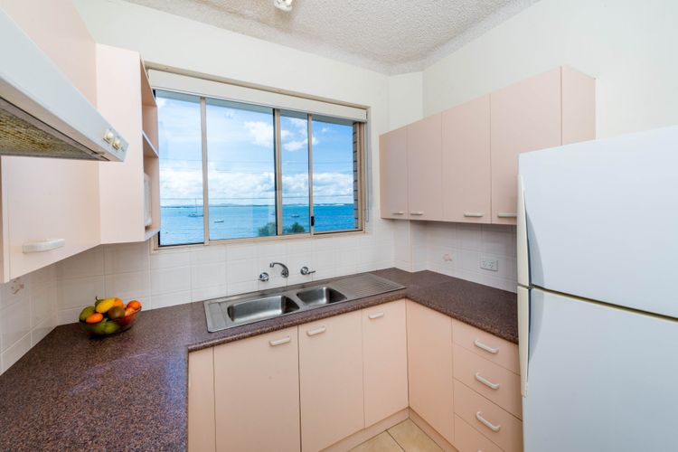 Del Rae, Unit 8/25 Shoal Bay Road