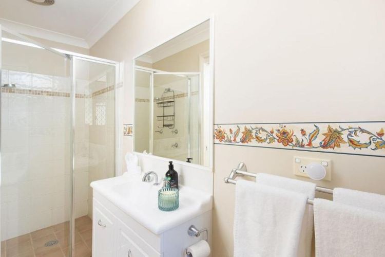 Tomaree Escape