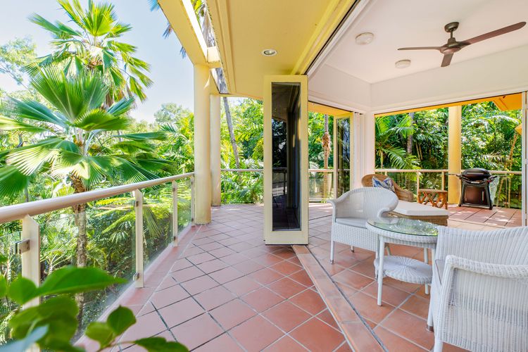 The Hill Villa 2