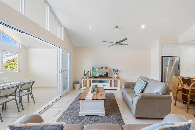 Malibu Apartments Unit 1 – 5 Oak Street