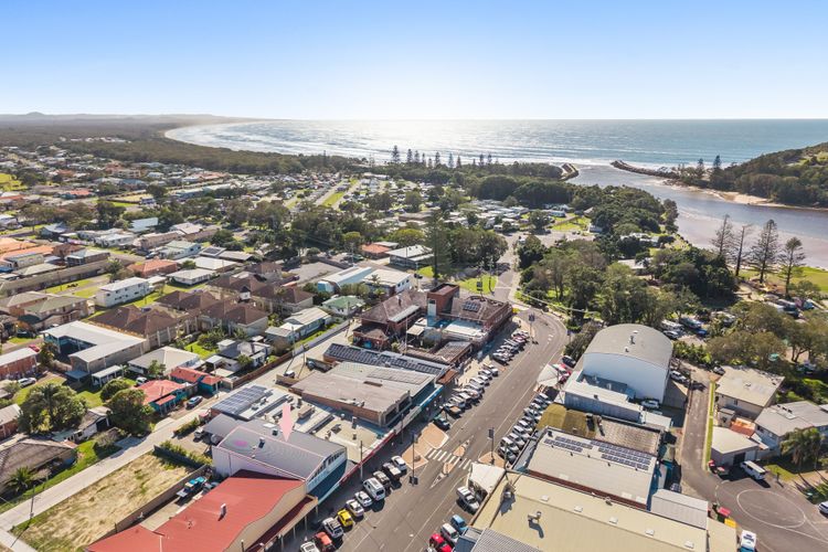 Malibu Apartments Unit 1 – 5 Oak Street