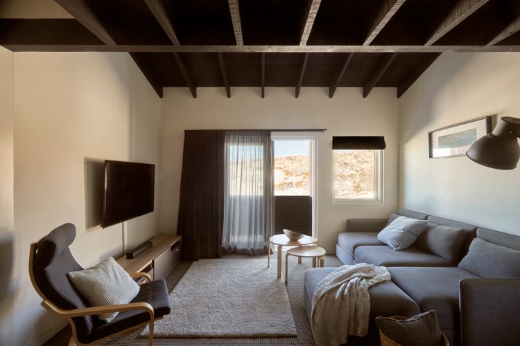 Studio Loft (Sleeps 2)