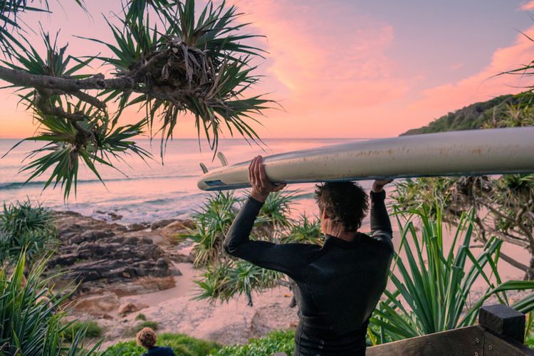 Sunrise surf? Yes please! And freshen up under our outdoor surf shower at the entrance to the apartment building.