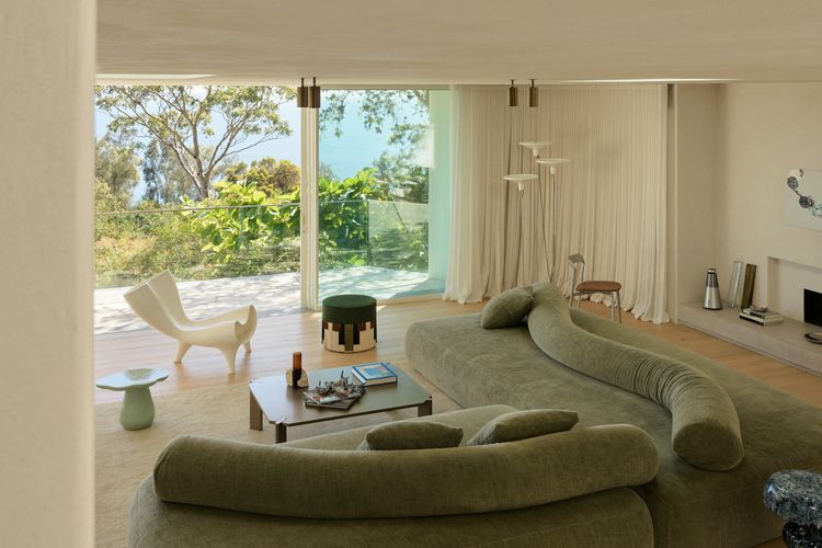 VILLA BLANCA