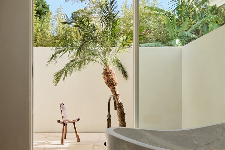 VILLA BLANCA